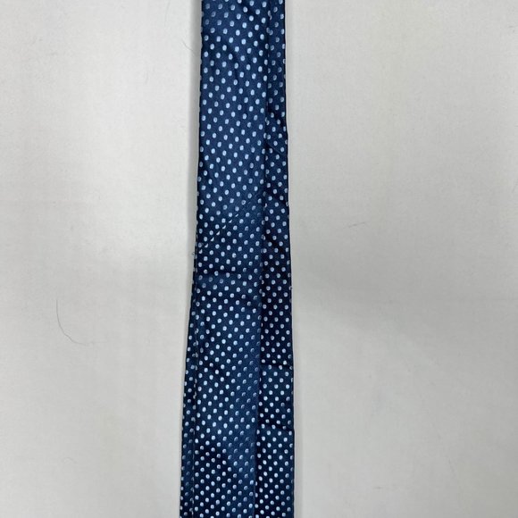 W.H. Belk Men’s Necktie 3 ½” 100% Silk Navy Blue w/ Light Blue Dots Tie - Picture 7 of 11